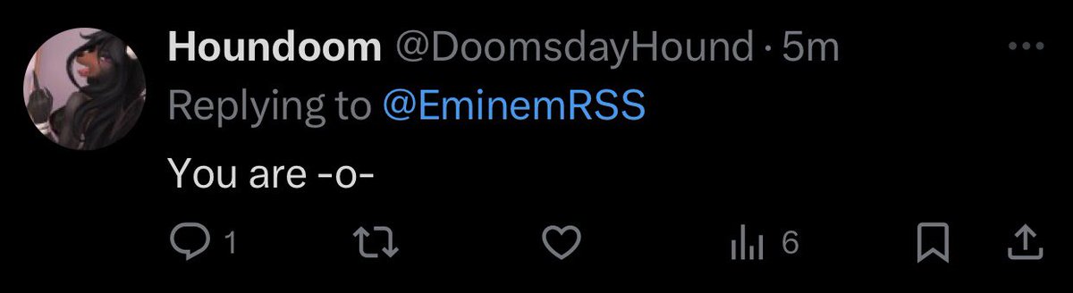 EminemRSS's tweet photo. Bro I know I’m not getting attacked by a bassist that looks like the bitch from Wreck It Ralph https://t.co/qnKVJEbWEz