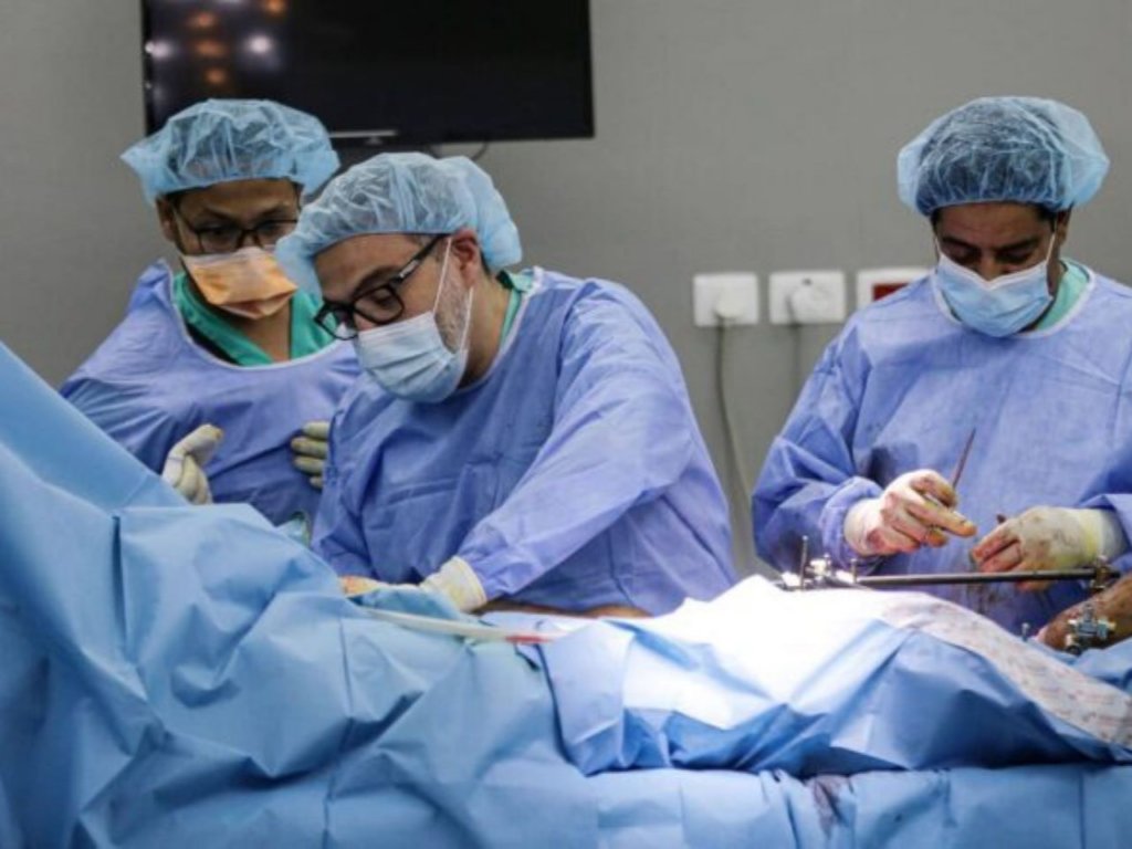 A doctor’s powerful testimony reveals the devastating impact of the Gaza and Lebanon crises, highlighting the human cost and the urgent need for global attention.

Read the full story: shorturl.at/dmHY9
#Gaza #Lebanon #HumanRights #HealthcareHeroes #GlobalAwareness