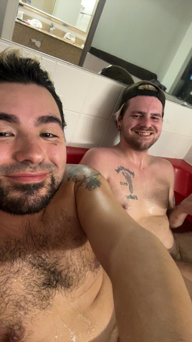LustLucaPhoenix's tweet photo. There’s room, who would join us? #gayjacuzzi #sexpositivecouple #hornymen #HitUsUp @AcePhoenix420 https://t.co/VeR0T41962