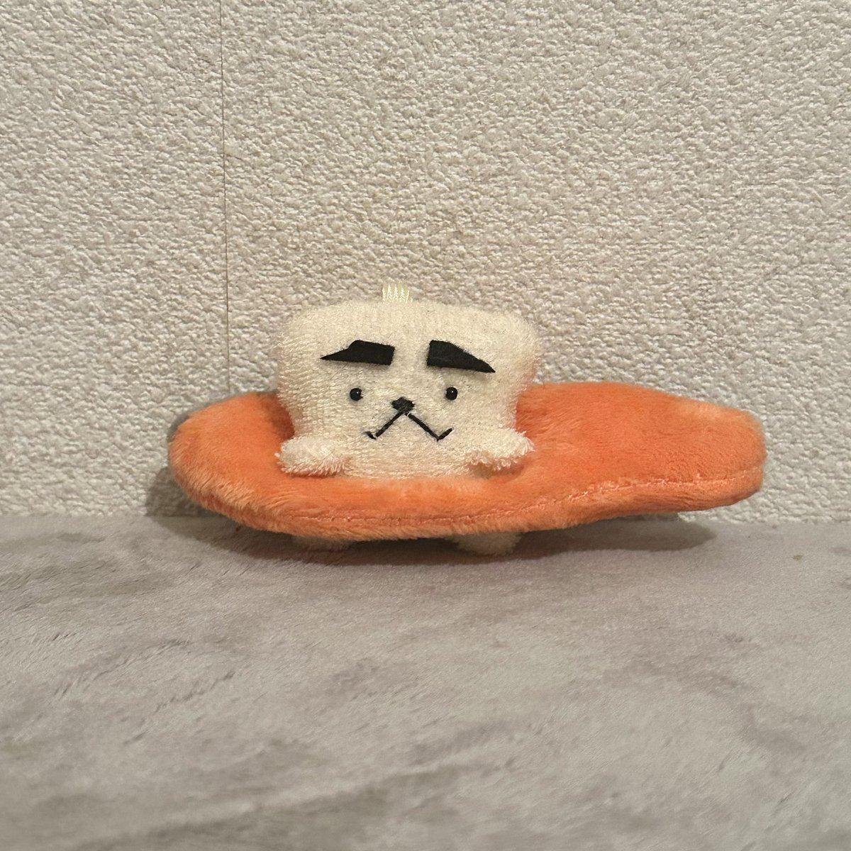 だんでぃ〜？

 #おにんぎょう付け眉毛界隈