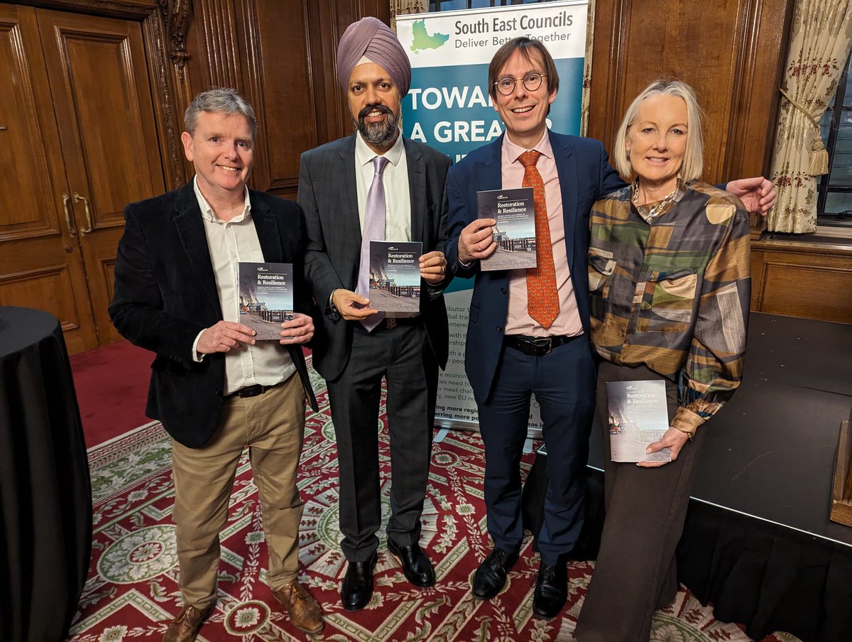 South East Councils (@secouncils) on Twitter photo It was fantastic to have South East APPG Chair and Slough MP <a href="/TanDhesi/">Tanmanjeet Singh Dhesi MP</a> join us, alongside <a href="/Localis/">Localis</a> and <a href="/SEemployers/">South East Employers (SEE)</a>, at our Restoration and Resilience report launch! The report covers issues including workforce challenges, capacity building, and delivering local services.๐ It was fantastic to have South East APPG Chair and Slough MP <a href="/TanDhesi/">Tanmanjeet Singh Dhesi MP</a> join us, alongside <a href="/Localis/">Localis</a> and <a href="/SEemployers/">South East Employers (SEE)</a>, at our Restoration and Resilience report launch! The report covers issues including workforce challenges, capacity building, and delivering local services.๐