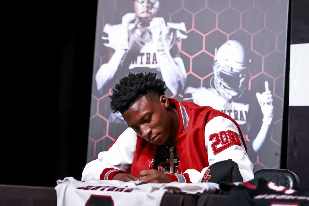 Broncos_PBCHS tweet media