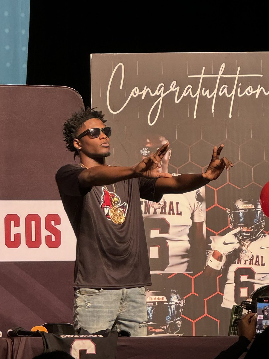 Broncos_PBCHS tweet media