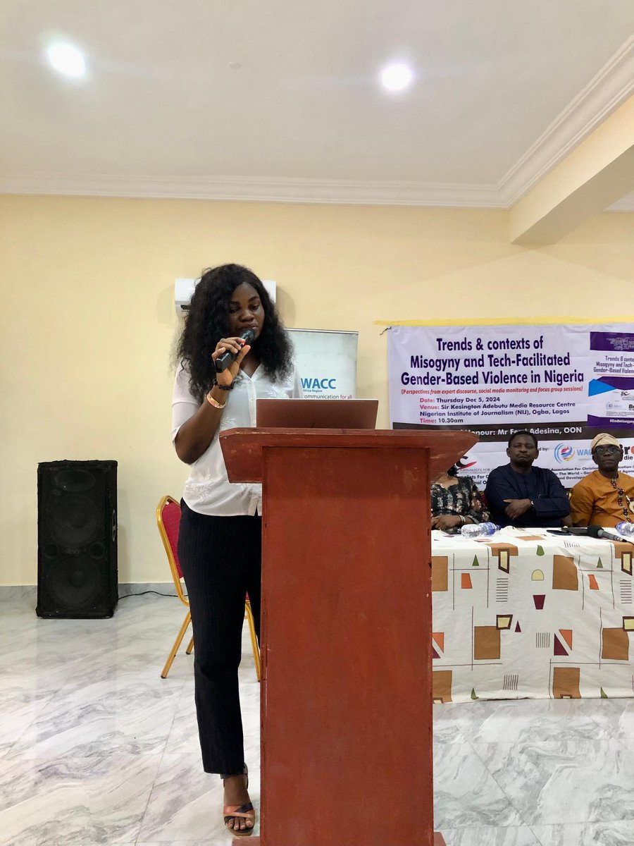 OladunjoyeBles1's tweet photo. @JournalistsFC @waccafrica @whomakesthenews @waccglobal @lotufodunrin @eagleofbeauty @FalobiFunmi @Sanmifalobi @kenyAdegboyega @LabakeOlaifa @FemAdesina I delivered the first two sections of the report which captured the overview of the report and some of the findings from social media monitoring on trends on misogyny and TFGBV in Nigeria.

#EndMisogynyNG https://t.co/6PYkivaw3A
