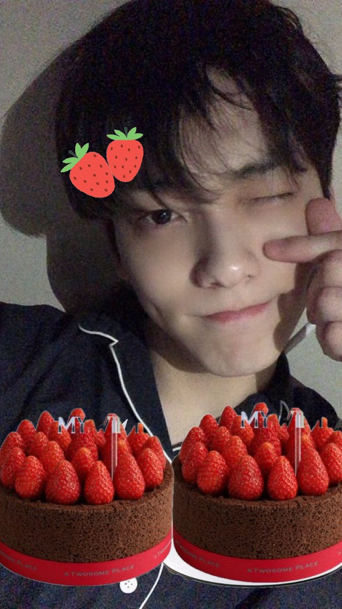 soobiniibs's tweet photo. @TWOSOMEsays 인간 스초생 인간 화초생 수빈!!
스초생도 스초생대로 매력을 가지고있고
화초생도 화초생대로 매력을 가지고있고
우리 수빈이도 화초생 스초생을 따라잡을
다양하고 멋진 매력을 가지고있습니다♥︎♥︎

스초생화초생 둘다 사주고 같이 먹고싶은
아이돌 1위 〰️

#투썸 #화초생 #스초생 #SBS가요대전 https://t.co/VVESGuGZKy