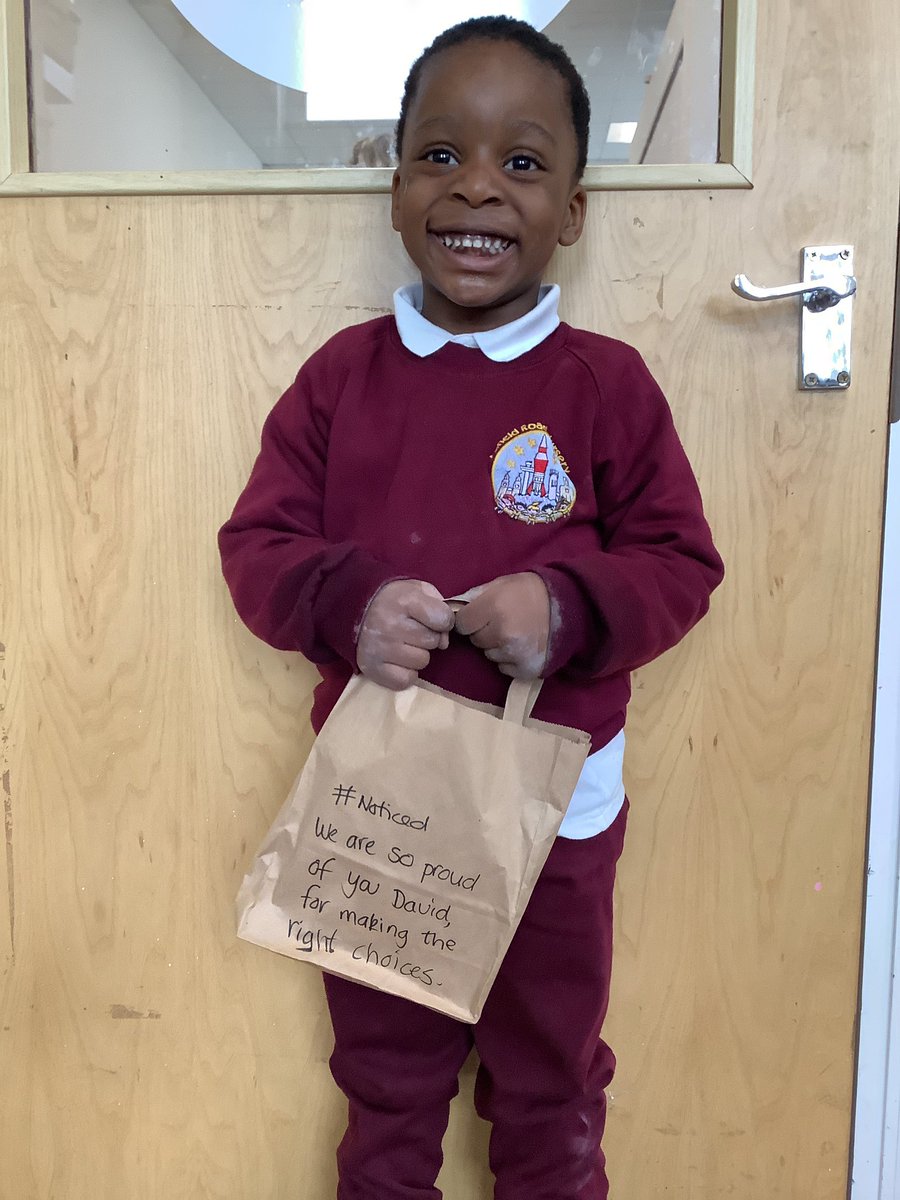 anfieldroadeyfs's tweet photo. Busy Butterflies David has well and truly earned our class #noticed @MSAnfieldRoad @AnfieldPrimary 
David remembers to do good sitting and is quick to help the other children find their shoes and wellies. 
Well done David I am very proud of you. 🤩✨⭐️🌟💫 https://t.co/atcX829RY2