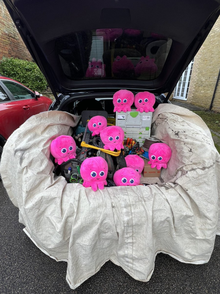 Shawcan Energy Solutions Ltd (@shawcan_) on Twitter photo Well that’s the car loaded for the next job, We’ve got lots of help today. 🤣
<a href="/OctopusEnergy/">Octopus Energy</a> Well that’s the car loaded for the next job, We’ve got lots of help today. 🤣
<a href="/OctopusEnergy/">Octopus Energy</a>