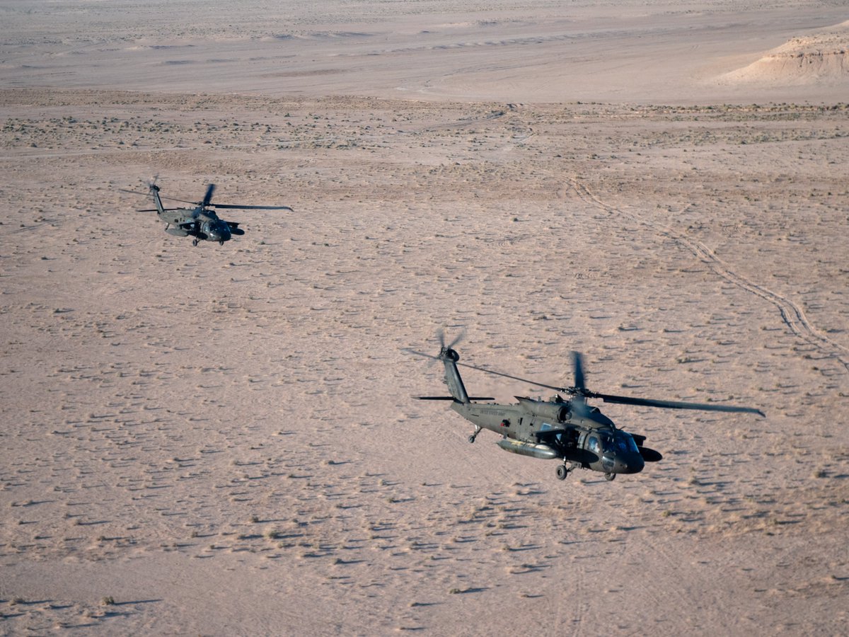CJTFOIR's tweet photo. Engineered for excellence, designed for action.

The UH-60 Black Hawk dominates the skies, delivering strength and resilience when it matters most. 

@CENTCOM @usarmycentral 
#OperationInherentResolve #ArmyAviation #BlackHawk https://t.co/6jbDCqRZGR