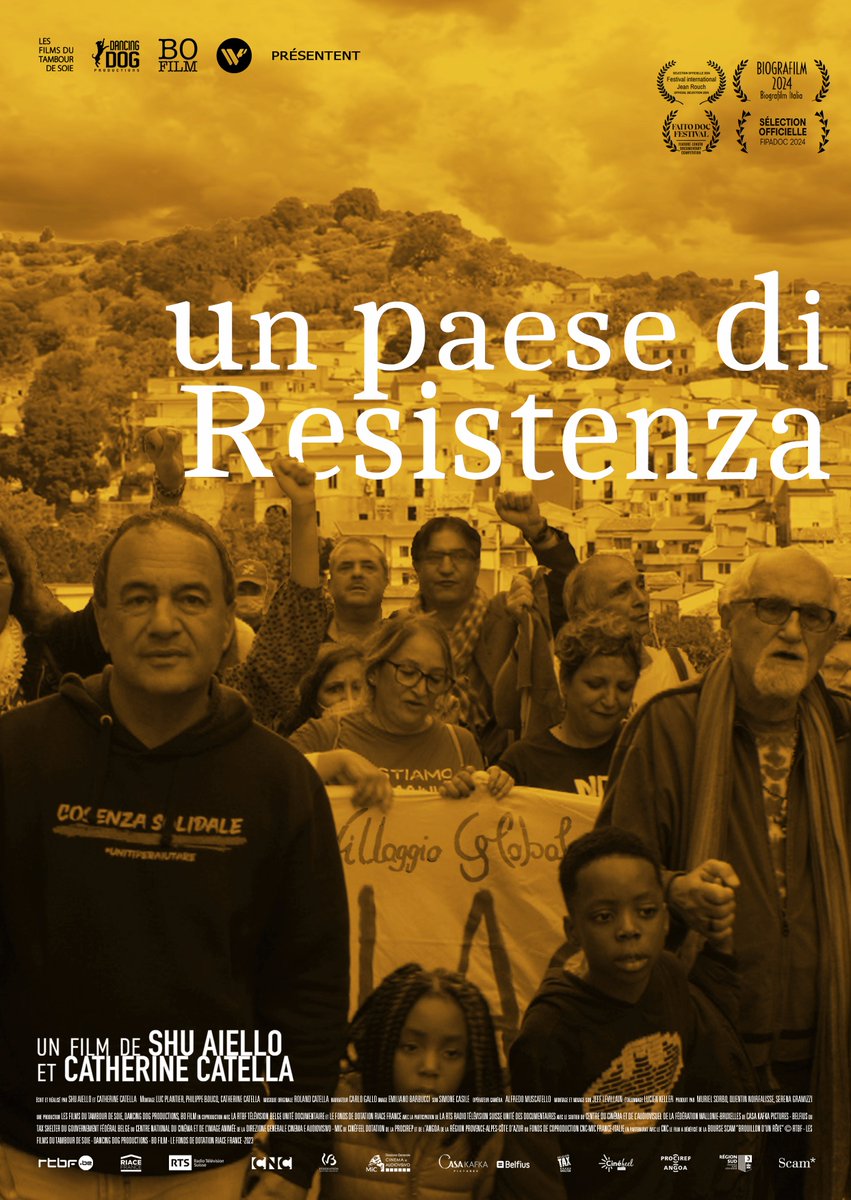 AgenceVA's tweet photo. "Donner des maisons sans personne à des personnes sans maison", c'est là toute l'histoire du village italien de Riace.

🏡 UN PAESE DI RESISTENZA est à découvrir en salles depuis hier !

🗞️ Pour l'occasion, découvrez quelques citations presse au sujet du film ⬇️ https://t.co/tazC42j8WI