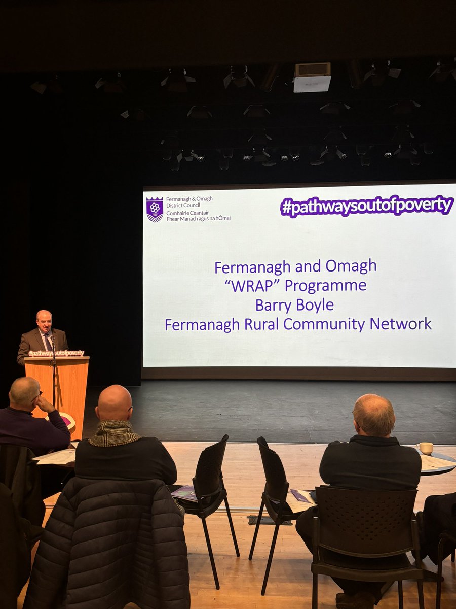 fermanaghomagh's tweet photo. Barry Boyle from Fermanagh Rural Community Network talks about the work of the Fermanagh and Omagh WRAP Programme and their wraparound poverty support for the district.

#PathwaysOutOfPoverty #FODC https://t.co/jaUeOqo8Dn