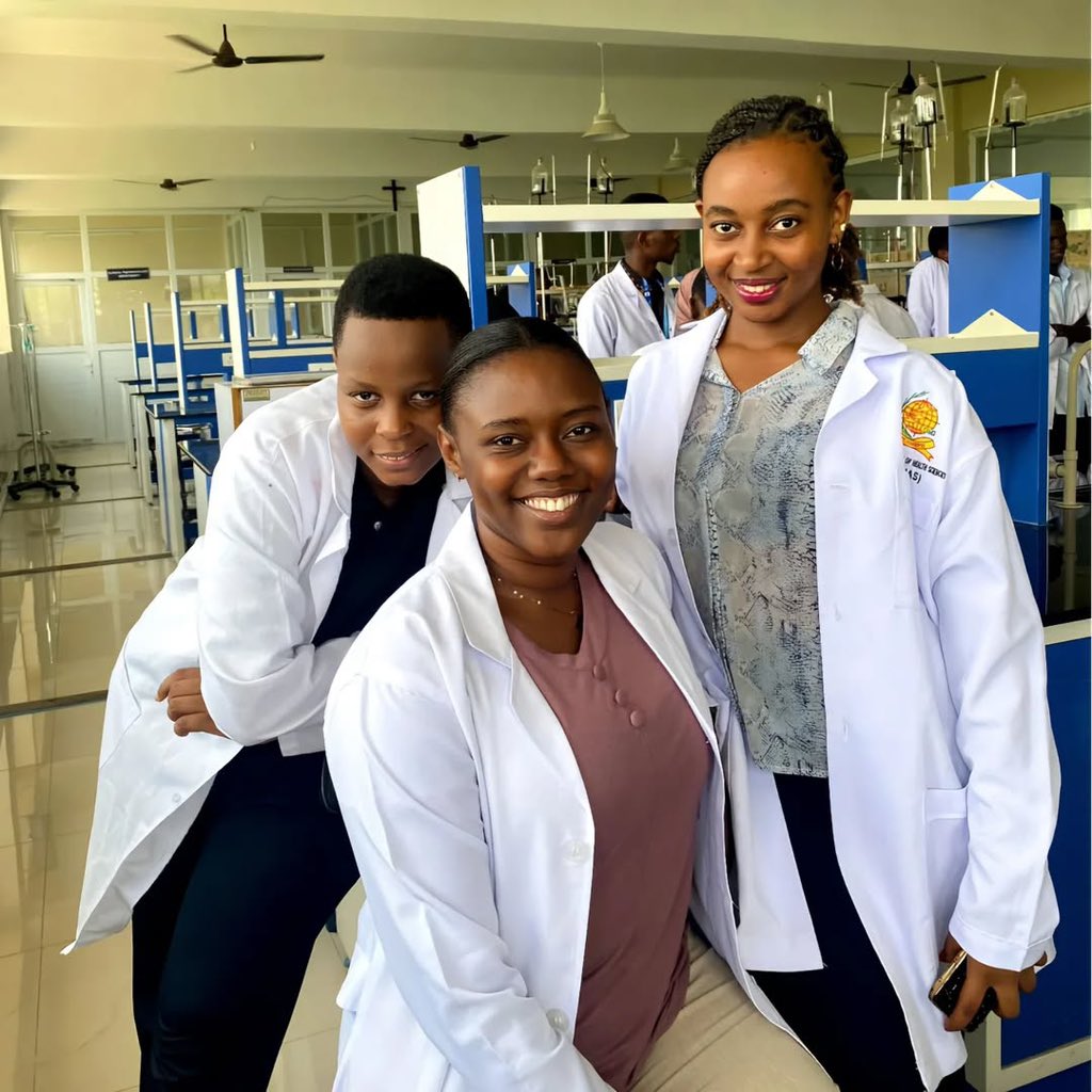 Sjuit_tz's tweet photo. “Do as much as possible for the patient and as little as possible to the patient “ -Sigmund Freud

#Where Your Dreams Are Nurtured “

📍Boko Campus https://t.co/dw2u7NASCJ