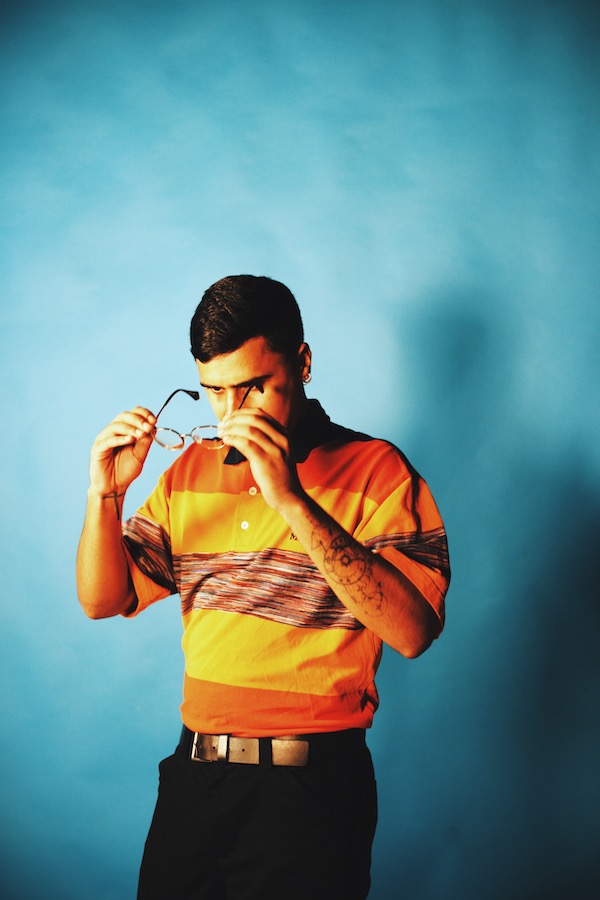 .<a href="/paleblumusic/">paleblu</a> shares potent new single 'want u to know' - indie songcraft meets crunchy jungle breaks, it's one FFO The Streets / Hak Baker...

clashmusic.com/news/paleblu-s…