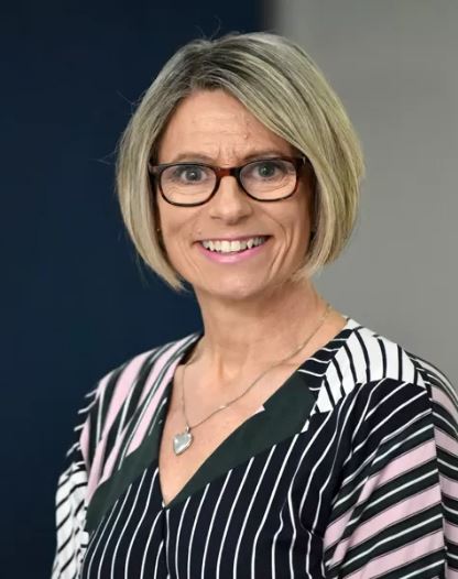 We are proud and delighted our very own Karen Clarke has been made Partner. Karen has worked for LB's personal injury department for over 28 years since she began as a legal secretary. What a journey!

lblaw.co.uk/about-us/our-p…