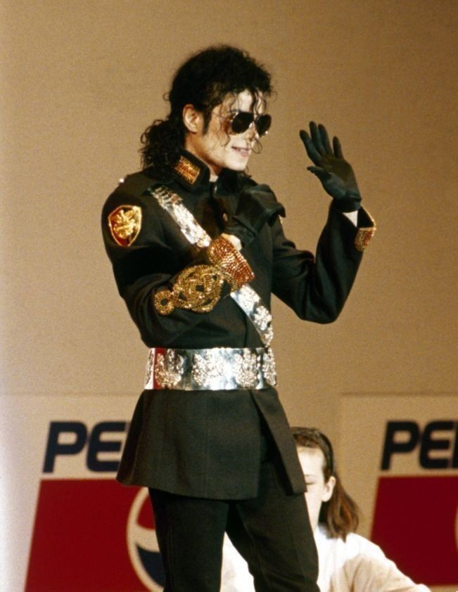 Tornado guy tweet media