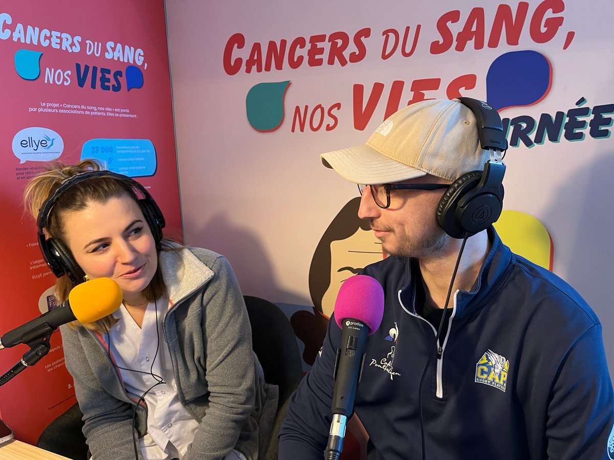 AbbVieFrance's tweet photo. 🎙️ Que vous soyez directement ou indirectement concerné par un #cancer du sang, n'hésitez pas à venir à notre micro pour enregistrer votre message de soutien jusqu'au 05/12 au @CHUdeBesancon. https://t.co/xakJ9pI9nN