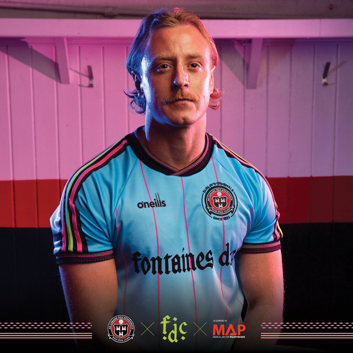 bfcdublin's tweet photo. A closer look 🔎

Our 2025 third (alternative) kit in partnership with @fontainesdublin now ON SALE. ❤️🖤

Shirt sales will also raise significant funds for
@MedicalAidPal, who were also a beneficiary of our match earlier this year against the Palestinian National team, to support the people of Gaza. 🇵🇸

👉https://t.co/d8ZWsRJufq
