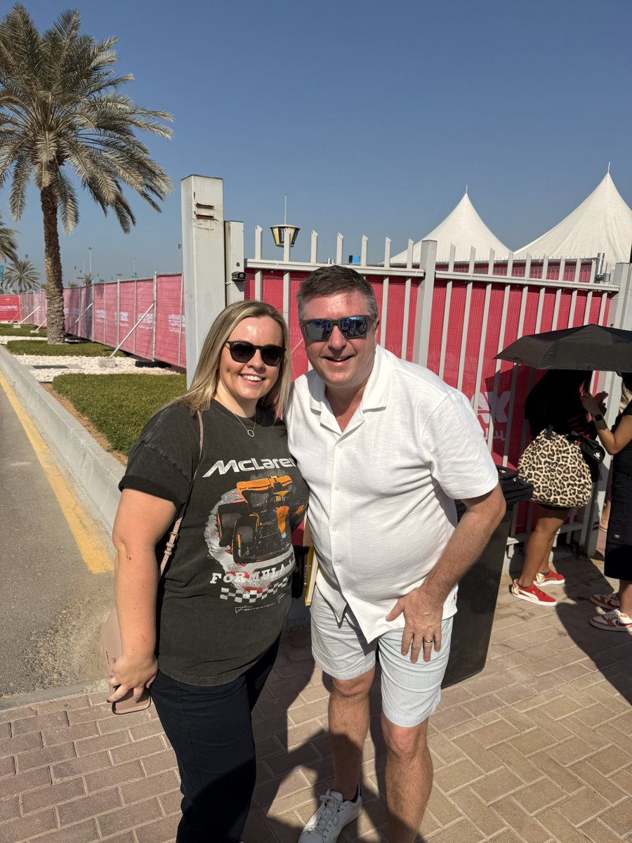 katiedaly92's tweet image. It’s lights out and away we go… 🎙️

#Crofty #SkySportsF1 #AbuDhabiGP #F1 #McLaren #McLarenF1 #FansLikeNoOther
