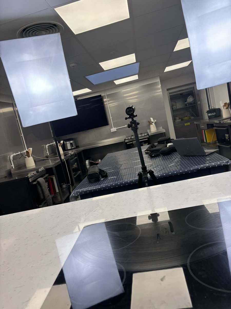 fascinatingfood's tweet image. This morning I had the pleasure of talking to Chris Mann on BBC Radio Cambs about Christmas Dinner on a budget and next week we are going live with a cookery demo for Virtual Village Hall.
Listen on iplayer!
#ferryprojectcookeryschool
#cookeryclasses 
#helpingthehomeless