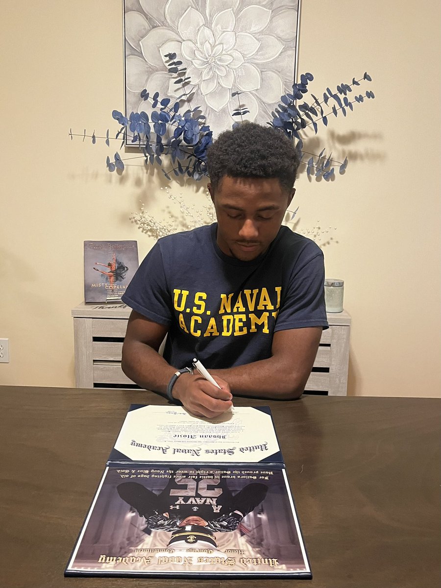 Locked in!!🔒
#RollGoats #BEATARMY 

<a href="/shenfootball_01/">Shen Football</a> <a href="/NavyFB/">Navy Football</a> 
<a href="/CoachCole828/">David A. Cole</a> <a href="/JMacDonald_Navy/">Jason MacDonald</a> <a href="/CoachBClawson/">Coach Brian Clawson</a>