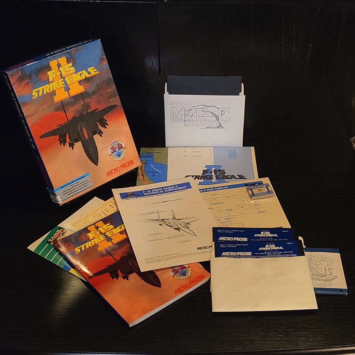 mgc_inventory's tweet image. :videogame: ID_0959
F-15 Strike Eagle II (1989)
Developer : MPS Labs
Publisher : MicroProse Software, Inc.
Ver : US - 5.25" - PC

#mpslabs #microprose #f15ii #f15strikeegale #bigbox
#retrogames #bigboxgames #bigboxgamecollector
#videogames #videogamecollector
#videogamecollecting