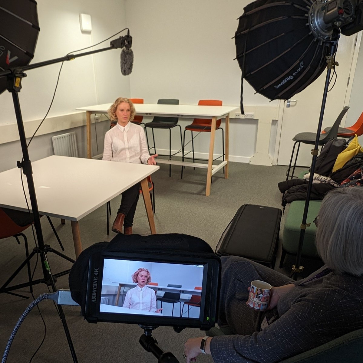 Boxset Media tweet media