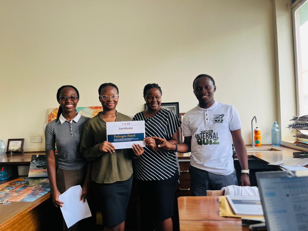 Makerere_Medics's tweet photo. Today the overall winners of the Fight Against Antimicrobial Resistance(FAAMR) challenge received their prizes. 

We are much grateful for Dr. Margaret Lubwama for championing the competitions and also the entire student fraternity for their active participation. 

#endAMR https://t.co/vJGGmuGGlF