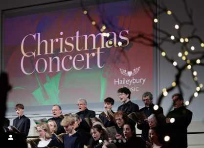 #HailyeburyOpenDoors, in partnership withEvents and @HertfordHeathParish! 🎉 We’re reserving tickets for all the main events at our schools. Last night, we welcomed many from the local community to our #ChristmasConcert! 🎶 We hope everyone had a wonderful evening! 🌟 #Community