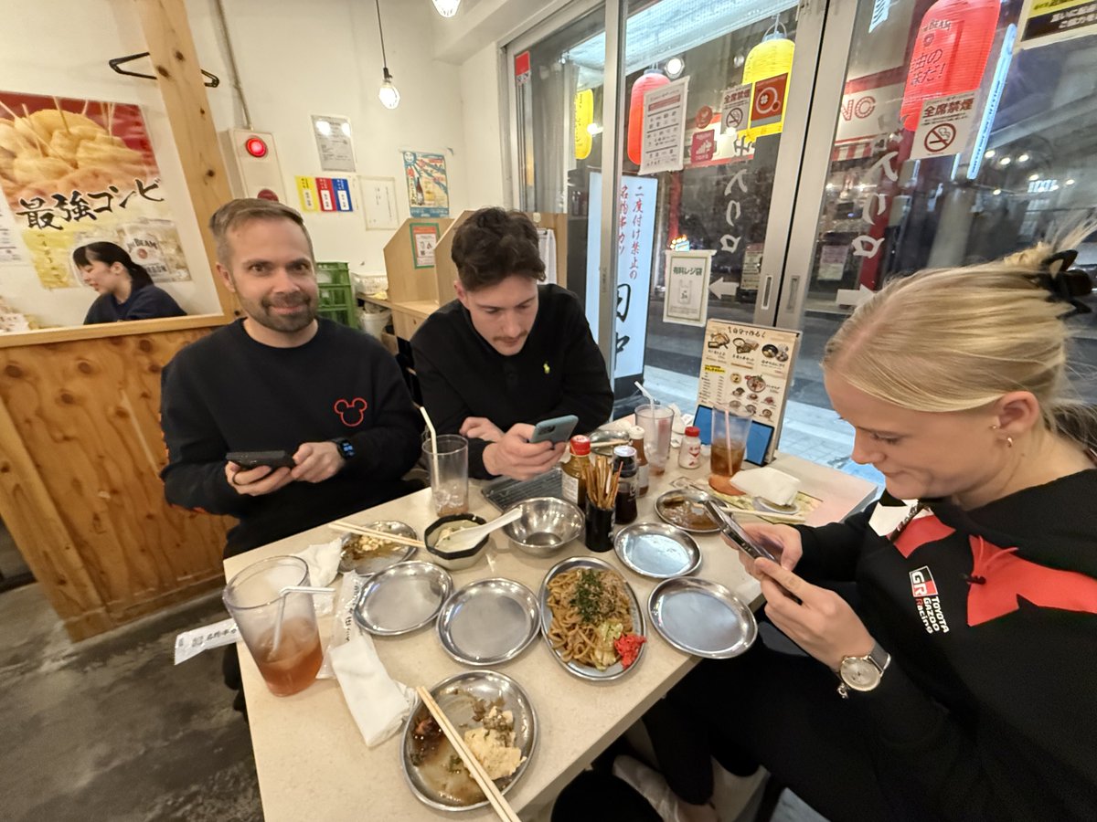 (1/2)先日のラリージャパンがマルコとの最後のラリーでした！
ラリー2初年度を経験豊富な彼と共に過ごすことが出来て本当に良かったし、マルコのおかげで沢山成長することが出来ました。マルコ、本当にありがとう！
そして、サミと共にラリー1で出場する姿を見れることが嬉しいし、とても楽しみです😊