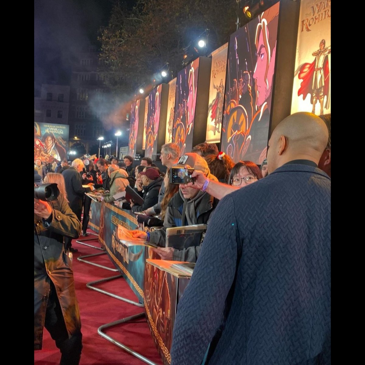 On the red carpet at the World Premiere in London of The Lord of The Rings : War of The Rohirrim #LordOfTheRings #TheWarOfTheRohirrim 
#LOTR #LOTRTheWaroftheRohirrim 
#anime #generaltargg #michaelwildman