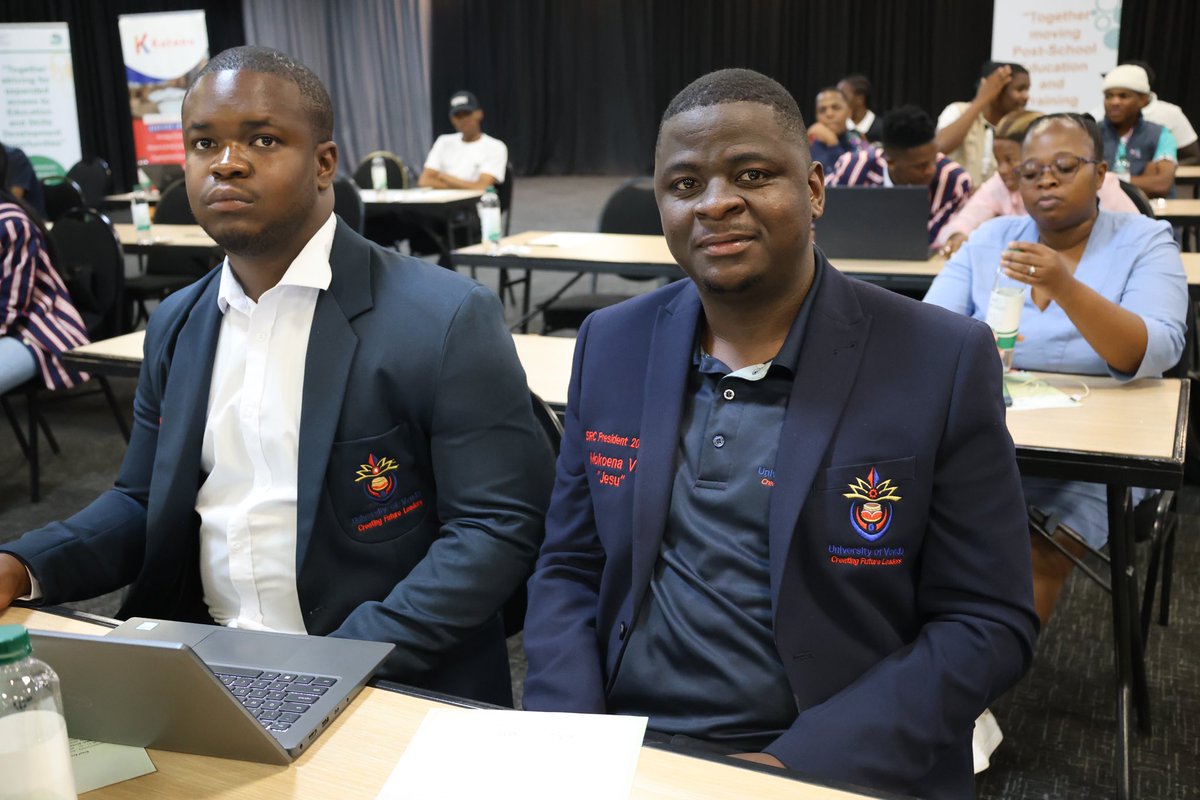HigherEduGovZA's tweet photo. Purpose of SRCs workshop is to enhance their capacity to better respond & navigate through challenges to better serve students & deliver on their mandate.
#SRCCapacityBuilding
#SRCs
#Universities https://t.co/RI9aRv0ShY