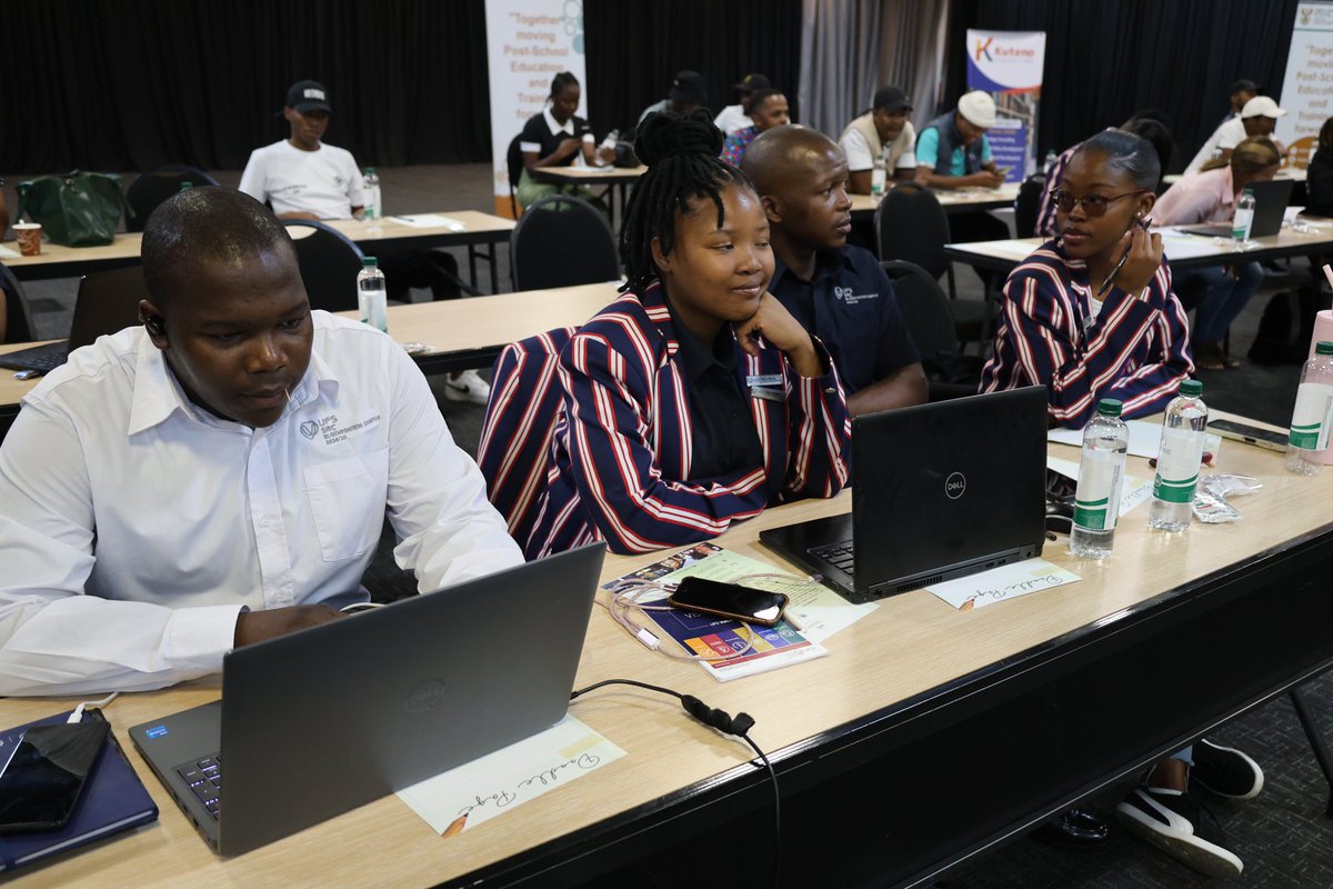 HigherEduGovZA's tweet photo. Purpose of SRCs workshop is to enhance their capacity to better respond & navigate through challenges to better serve students & deliver on their mandate.
#SRCCapacityBuilding
#SRCs
#Universities https://t.co/RI9aRv0ShY