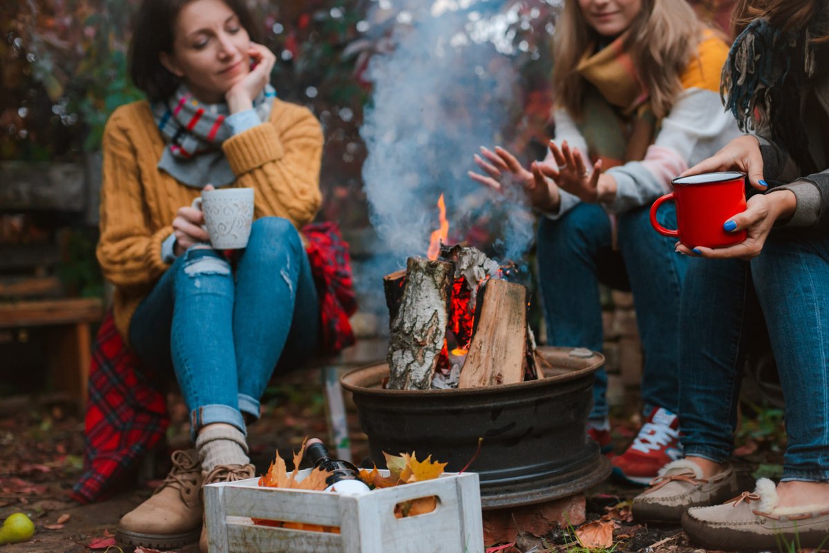 Rachel Thompson, Author | Survivor | Biz Owner (@rachelintheoc) on Twitter photo Five Ways to Take Care of Your Mental Health This Holiday Season | <a href="/MHFirstAidUSA/">MentalHealthFirstAid</a> ow.ly/LzkS50Uh2O2
"We all feel stressed from time to time during the holiday season... Here's how to take care of yourself."
#MentalHealth #SelfCare Five Ways to Take Care of Your Mental Health This Holiday Season | <a href="/MHFirstAidUSA/">MentalHealthFirstAid</a> ow.ly/LzkS50Uh2O2
"We all feel stressed from time to time during the holiday season... Here's how to take care of yourself."
#MentalHealth #SelfCare