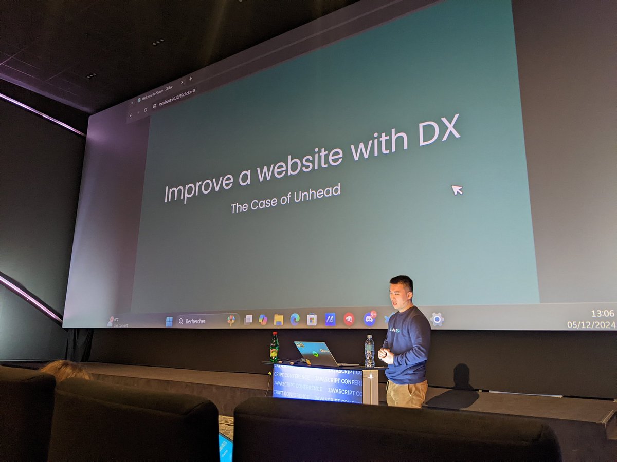shai_reznik's tweet photo. The lovely @JulienHuang_dev from @nuxt_js is rocking the stage on @armada_js talking about performance with "unhead" ๐ช
#armadajs https://t.co/4LLwP5npra