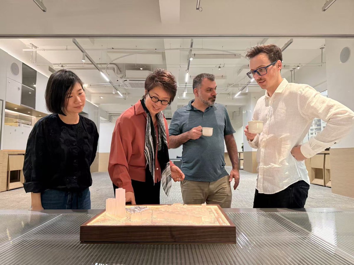 mecanoo_'s tweet photo. Greetings from Macau! Nuno Fontarra, Partner at @mecanoo_, kicks off his Asian tour with a talk at the University of Macau &amp; site visit to the Macau Central Library.

Learn more: https://t.co/1rY1ZhMneq https://t.co/5otisIwjRa