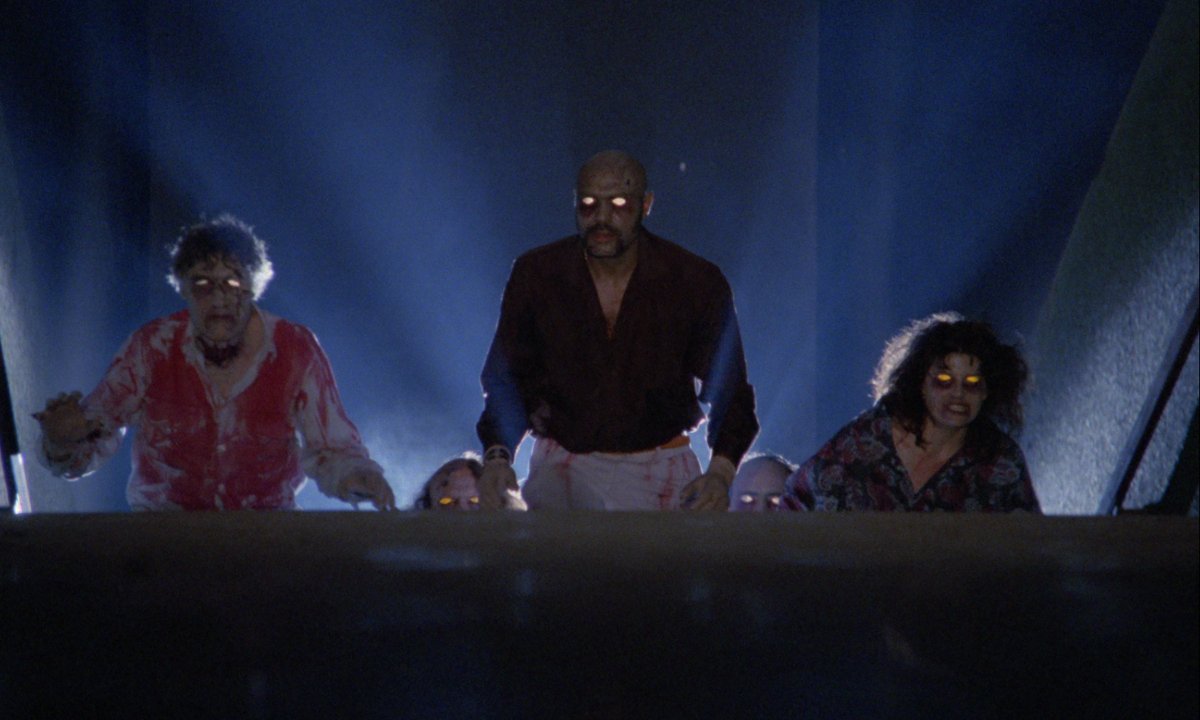CarlottaFilms's tweet photo. Après la @cinemathequefr, retrouvez Lamberto Bava à #Metaluna ce samedi dès 15h et jusqu’à 17h, pour une dédicace exceptionnelle à l’occasion de la sortie du coffret Blu-ray, ainsi que du livre LAMBERTO BAVA, CONTEUR-NÉ de Gérald Duchaussoy et Romain Vandestichele. https://t.co/sRj2OQgEmG
