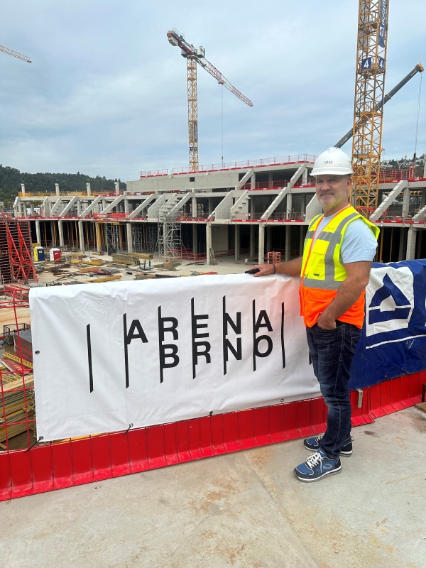 Děkujeme za skvělý rozhovor s naším předsedou představenstva Petrem Kratochvílem v Hospodářských novinách. Podívejte se na celý článek v odkazu: bit.ly/3CTrW4H