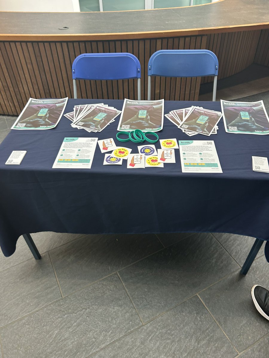 Busy busy!

I’m here at Leamington college wellbeing event this afternoon - of course with all things #Kooth! 🤩

#warwickshire #mentalhealth