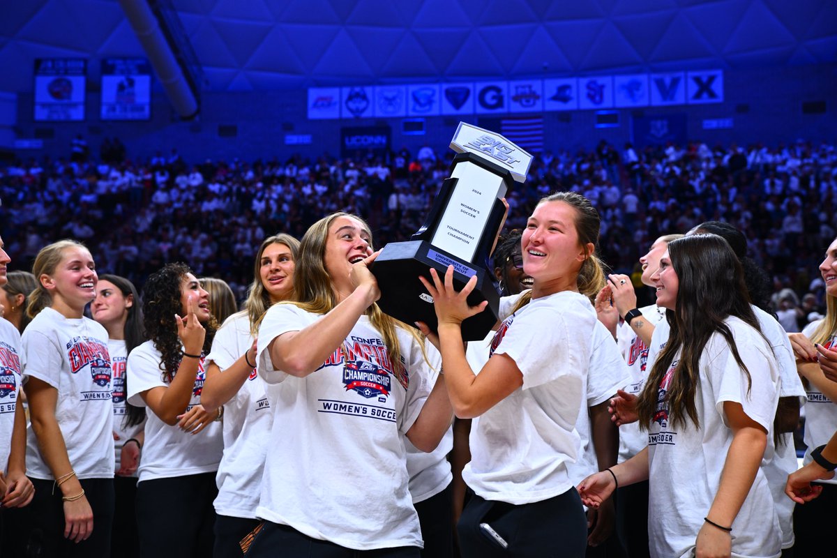 UConnWSOC's tweet photo. The champs being honored in the Building of Champions! https://t.co/klyAU0hC6T
