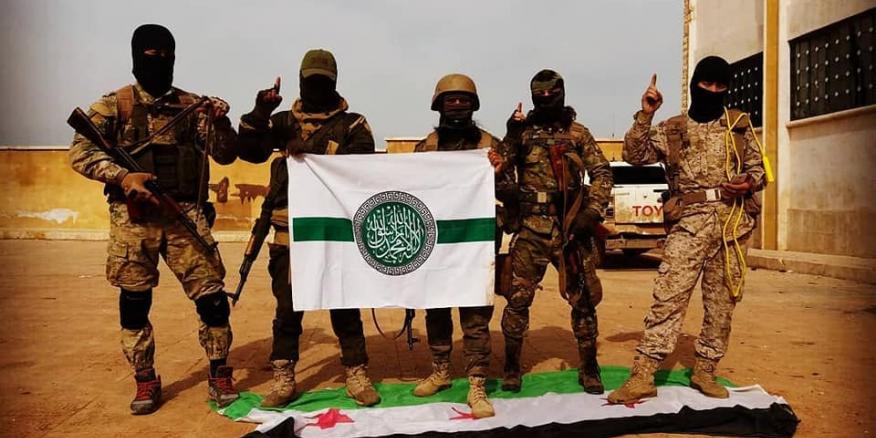 sham_syrianews's tweet image. ❗️🇸🇾 Rebranding of #HayatTahrirAlSham. What does al-#Julani want to achieve?

Read more: t.me/shams4news/7508
#DeterAggression #Syria #HTS #SNA #Aleppo #Hama
#سوريا #هيئة_تحرير_الشام #ردع_العدوان #الجولاني #الجيش_الوطني_السوري #حلب #حماة