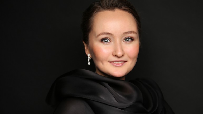 auditori_gi's tweet photo. De veu lluminosa i potent, amb una impecable tècnica i un domini absolut de les coloratures, la soprano Julia Lezhneva oferirà a l'Auditori de Girona un dels grans recitals de la temporada! ✨ 

🗓 Diumenge 19 de gener de 2025
▶ Experiència Clàssica
🎟 https://t.co/V7AfMgoR86 https://t.co/XQnTLVNHZ9