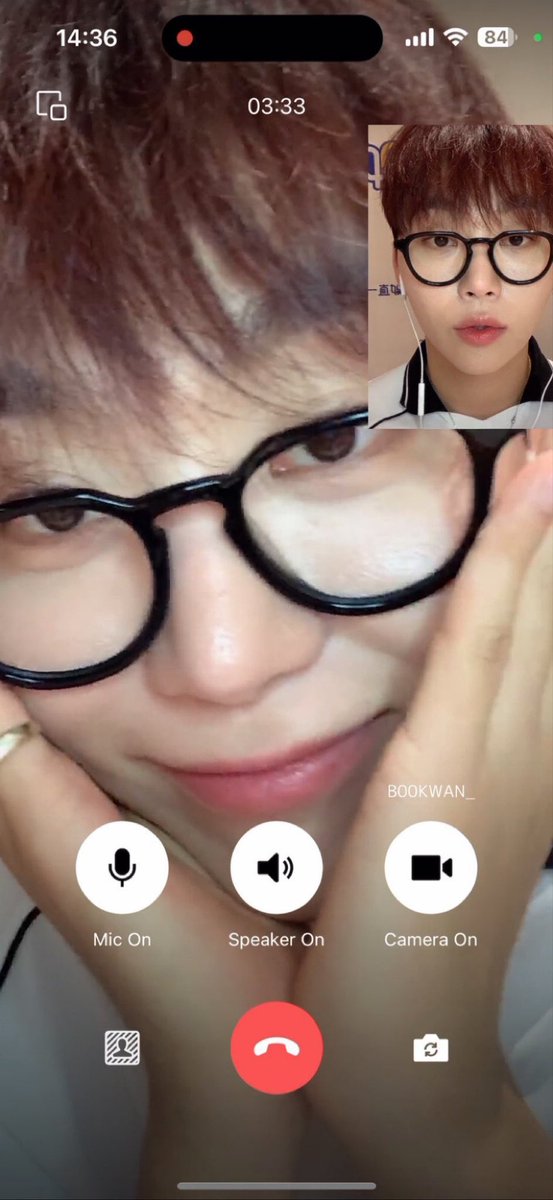 bboosarang's tweet photo. 승관이 뿔테안경 https://t.co/GjKEcQMTlv