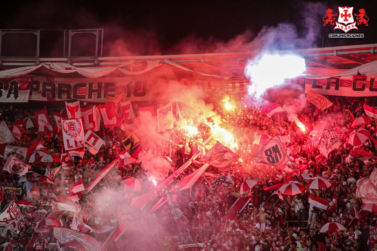 Yo soy del rojo señor, cantemos todos con alegría, aunque no salga campeón el sentimiento no se termina 🦁🇮🇩🚫🐓.