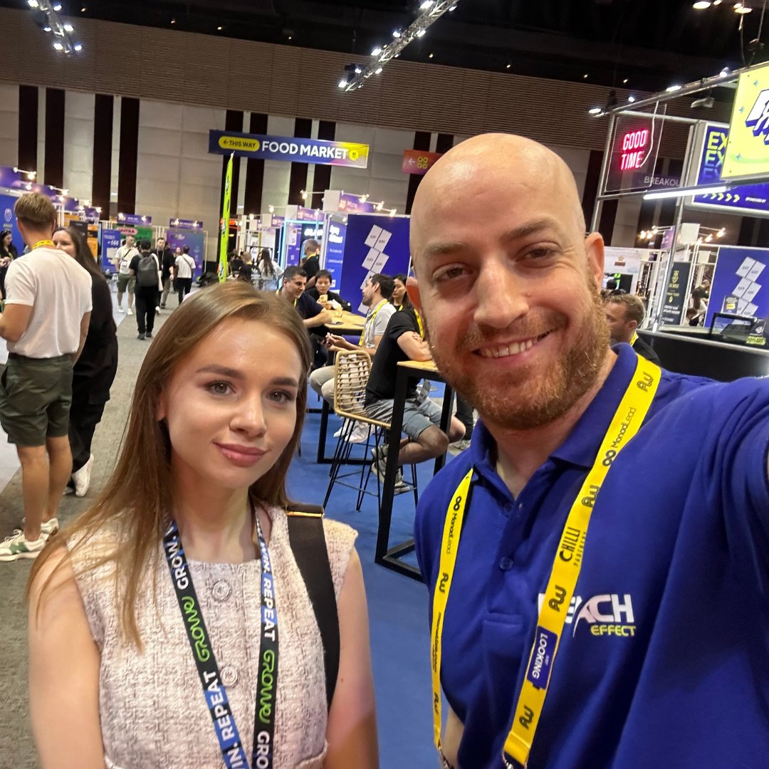 ReacheffectAds tweet media