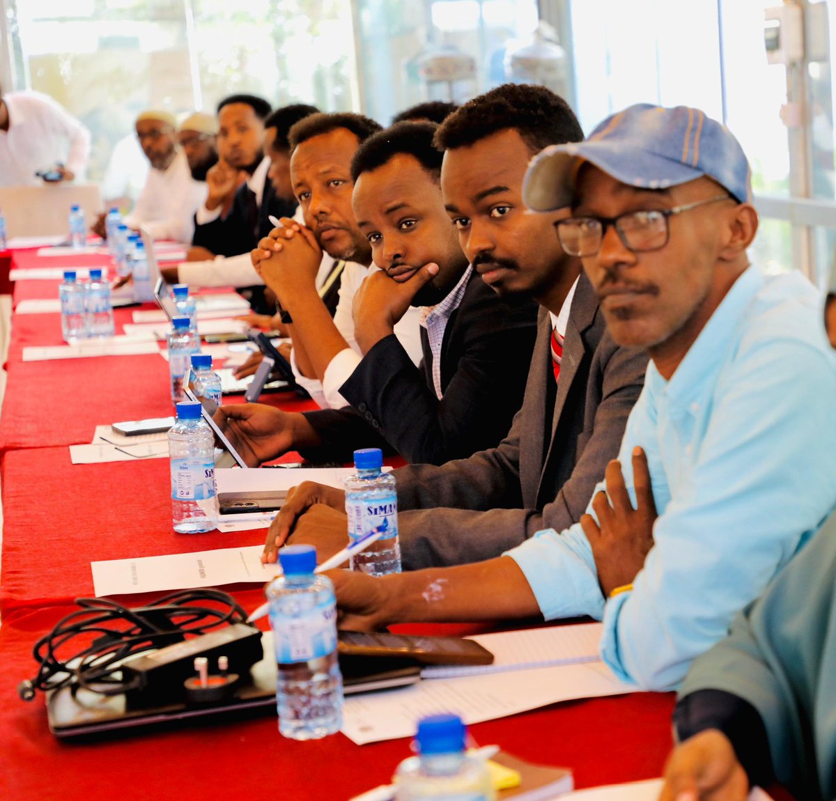 MoCI Somalia (@mocisom) on Twitter photo Earlier today in #Mogadishu📍
Director General <a href="/MohamedSDalmar/">Mohamed Saney Dalmar</a> opened a stakeholder meeting to review and validate the draft Rules of Origin Law for #Somalia. He urged stakeholders to share their insights to refine and shape the law in line with international standards.
<a href="/DRIVESOM/">HoA DRIVE Somalia</a> Earlier today in #Mogadishu📍
Director General <a href="/MohamedSDalmar/">Mohamed Saney Dalmar</a> opened a stakeholder meeting to review and validate the draft Rules of Origin Law for #Somalia. He urged stakeholders to share their insights to refine and shape the law in line with international standards.
<a href="/DRIVESOM/">HoA DRIVE Somalia</a>