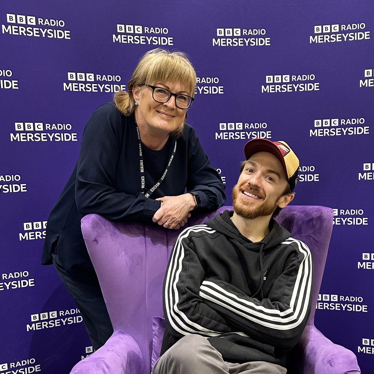 Liverpool Empire (@liverpoolempire) on Twitter photo Did you know @MrStevieWebb is back in Liverpool until Saturday, starring in <a href="/HYCAMusicalUK/">Here You Come Again - The Musical</a>?
Find out more with <a href="/helenjonesradio/">Helen Jones</a> and <a href="/bbcmerseyside/">BBC Merseyside</a> 📻
🎧 bbc.co.uk/sounds/play/p0… (from 2h 24m) Did you know @MrStevieWebb is back in Liverpool until Saturday, starring in <a href="/HYCAMusicalUK/">Here You Come Again - The Musical</a>?
Find out more with <a href="/helenjonesradio/">Helen Jones</a> and <a href="/bbcmerseyside/">BBC Merseyside</a> 📻
🎧 bbc.co.uk/sounds/play/p0… (from 2h 24m)