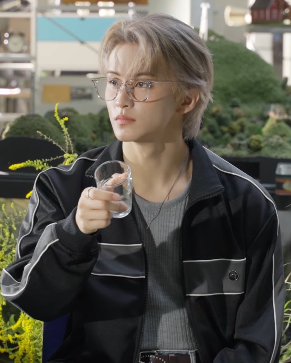 lnwmark every day i pray and cry tweet media