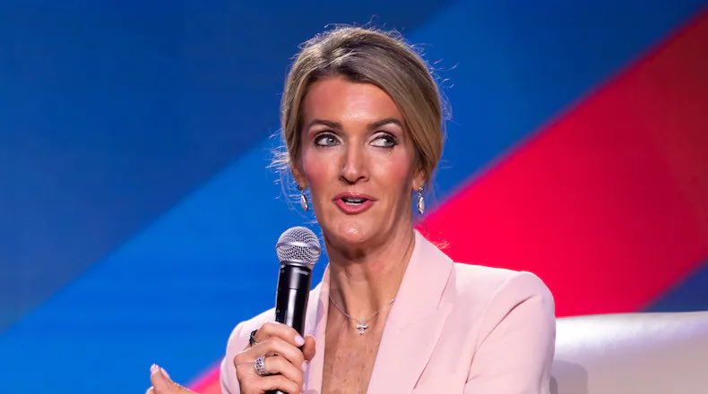 bluestein's tweet photo. In an awkward twist, Kelly Loeffler’s appointment means Democratic U.S. Sen. Raphael Warnock will have the chance next year to vote on not one but two of the Republicans he vanquished during his 2020 campaign. #gapol

https://t.co/5PYuNStxfr https://t.co/0ssLIqOc48