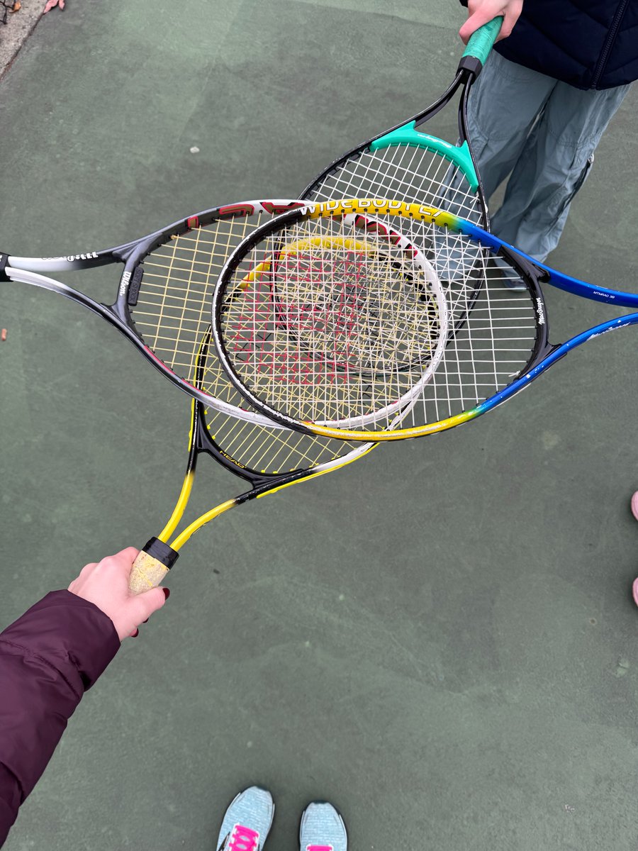 Oldfield_MS's tweet photo. The Creative Learning Club braved the cold to take to the courts today with Ms. Cove and Mrs. Swenson! #OneHFamily #HFStrongerTogether #HFInnovates #HFUnited https://t.co/5OLgtkv30X