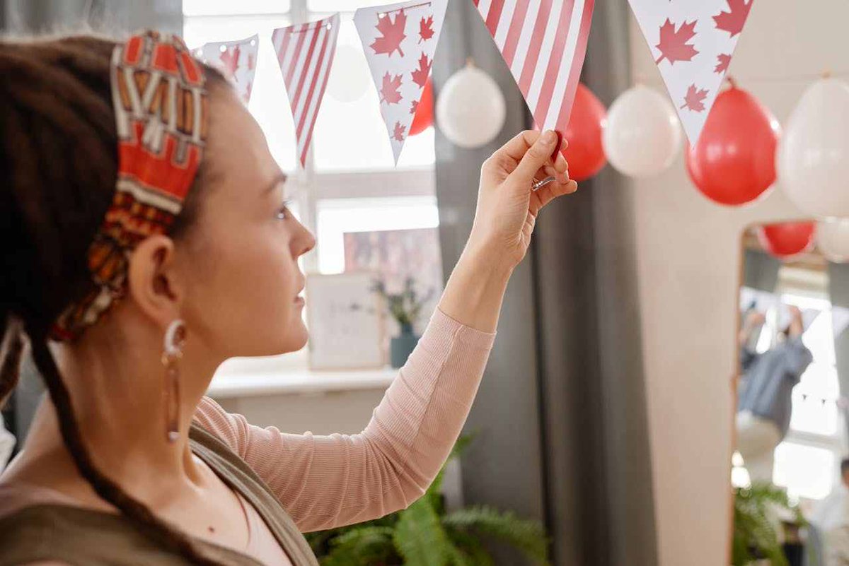 ImmigCanada1's tweet image. On December 3, 2024, Express Entry Draw 329 focused on French-speaking candidates, issuing 800 Invitations to Apply (ITAs) for Canadian permanent residence.

To know more, visit the link: zurl.co/uX5F

#expressentry #frenchspeakers #canadaimmigration #canadianpr