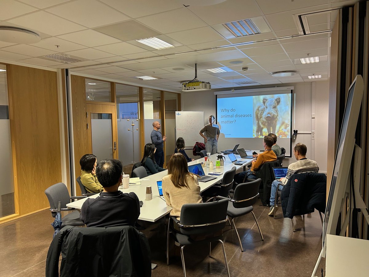 Today's second presentation is about "Current health issues in Norwegian salmon farming and the challenges estimating their costs" given by Cecilie Sviland Walde from the Norwegian Veterinary Institute.